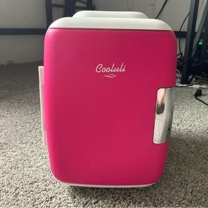 Cooluli pink mini fridge